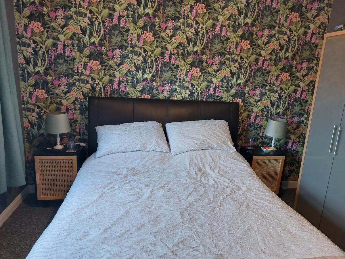 Braeside B&B 부시밀즈 외부 사진